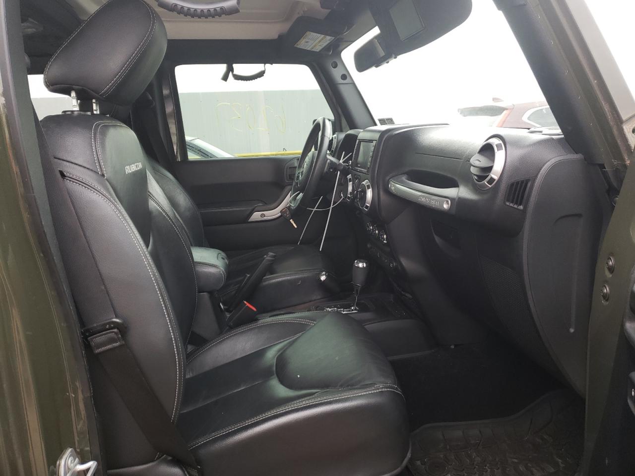 Photo 5 from auction – 2015 JEEP WRANGLER U with VIN 1C4HJWFG7FL686570