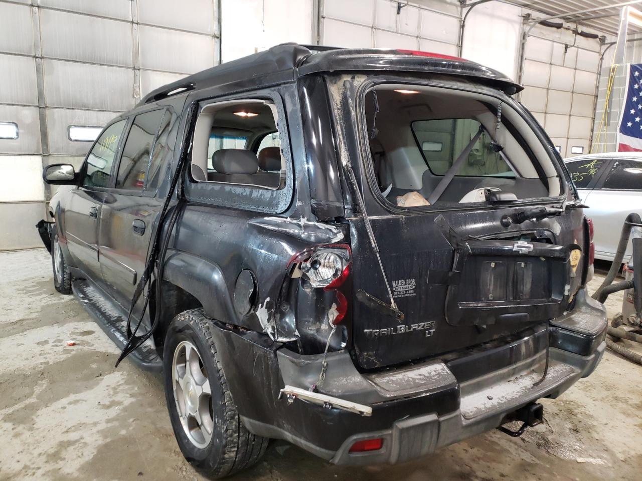 Photo 3 from auction – 2005 CHEVROLET TRAILBLAZE with VIN 1GNET16S856110351