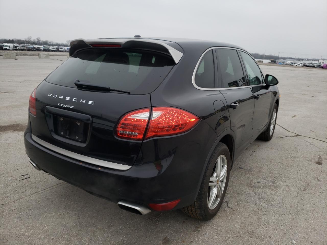 Photo 4 from auction – 2014 PORSCHE CAYENNE with VIN WP1AA2A23ELA95249