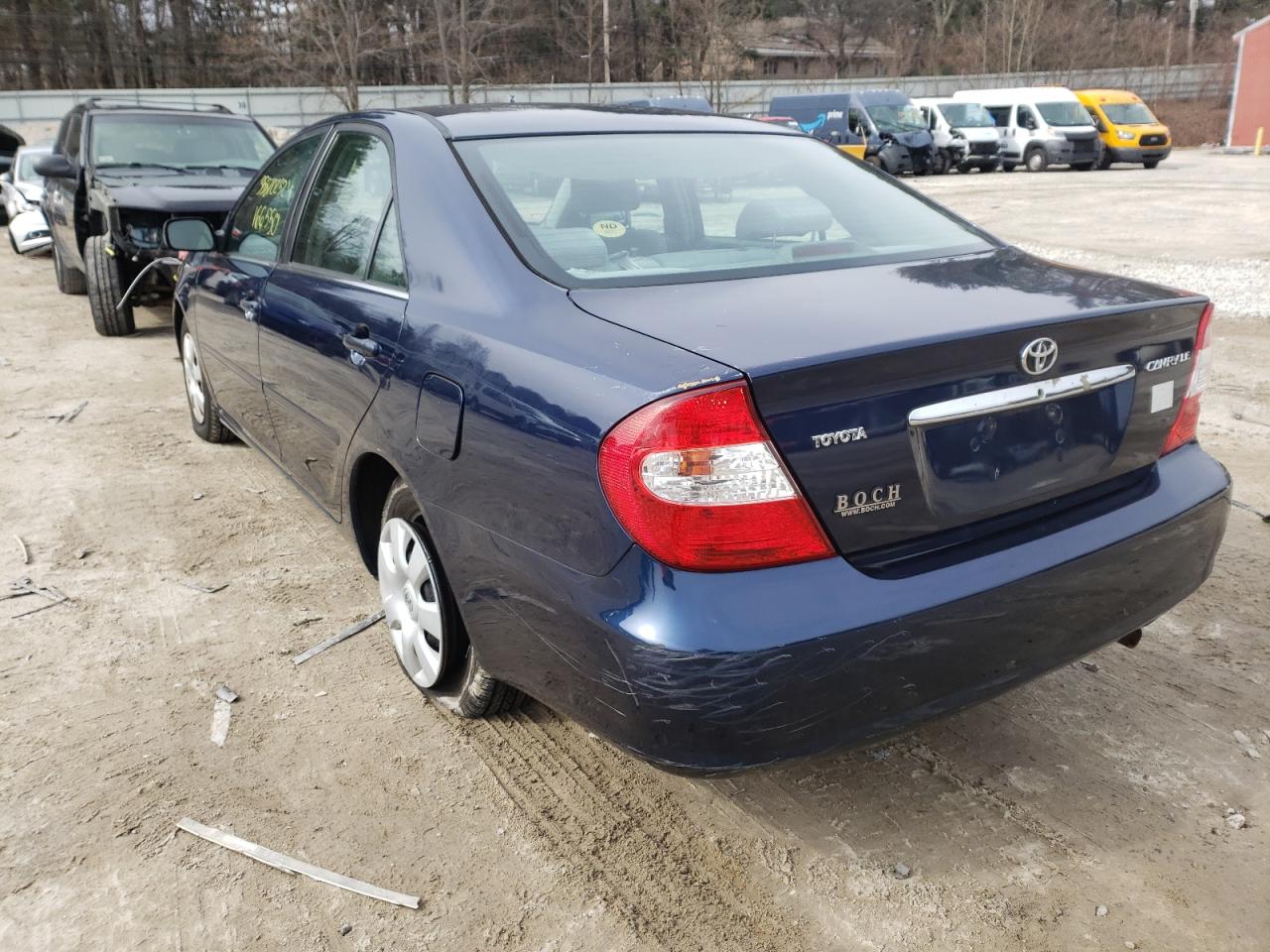 Photo 3 from auction – 2002 TOYOTA CAMRY LE with VIN 4T1BE32K92U555496