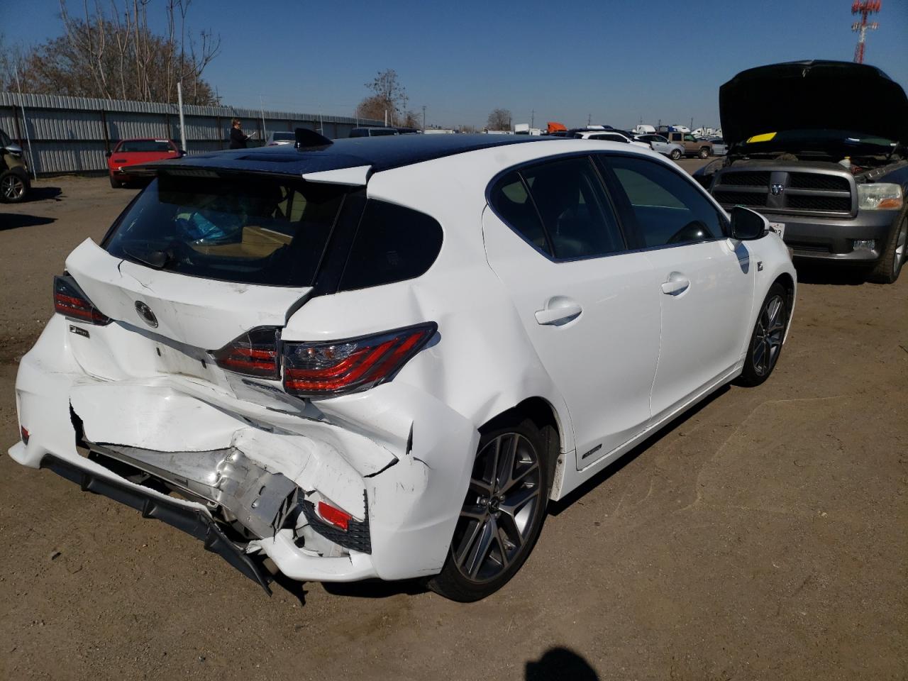 Photo 4 from auction – 2015 LEXUS CT 200 with VIN JTHKD5BH6F2249072