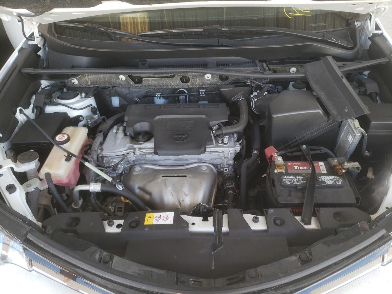 Photo 7 from auction – 2017 TOYOTA RAV4 XLE with VIN JTMWFREV4HD101662