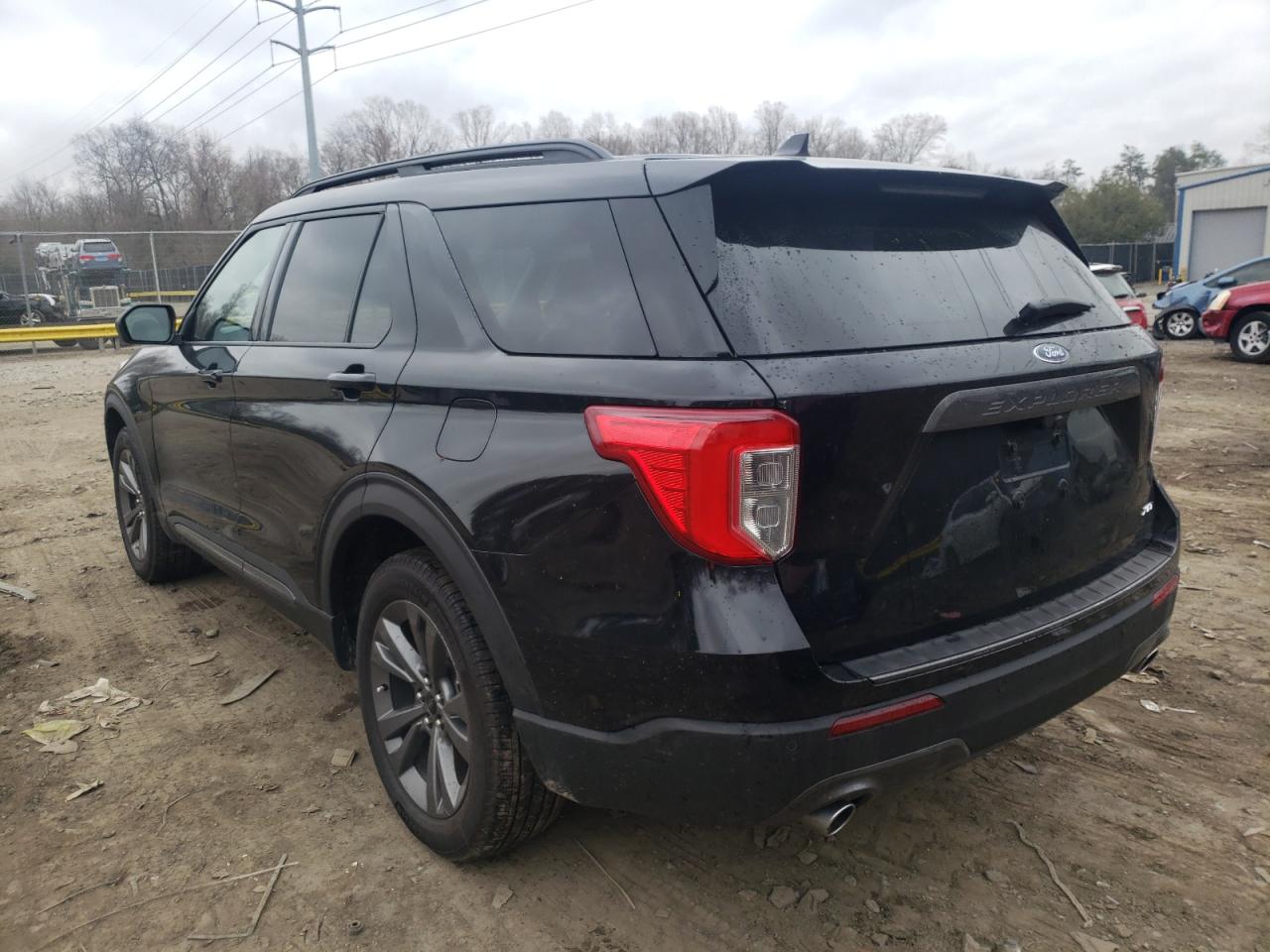 Photo 3 from auction – 2021 FORD EXPLORER X with VIN 1FMSK8DH3MGA02657