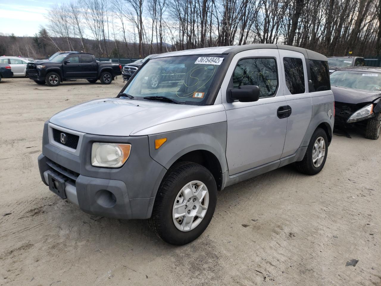 Photo 2 from auction – 2004 HONDA ELEMENT LX with VIN 5J6YH28344L019090