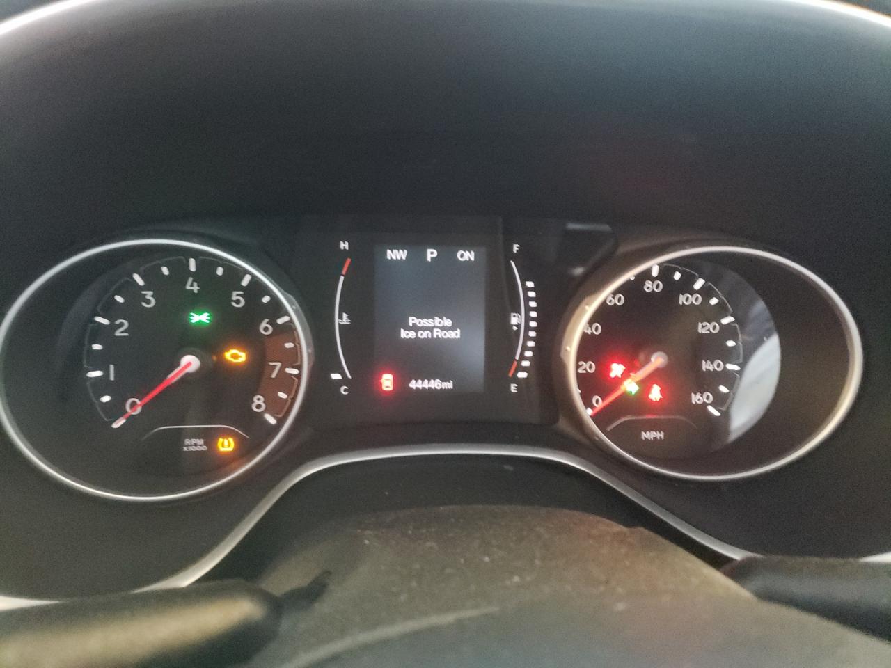 Photo 8 from auction – 2018 JEEP COMPASS LA with VIN 3C4NJDBB8JT256903