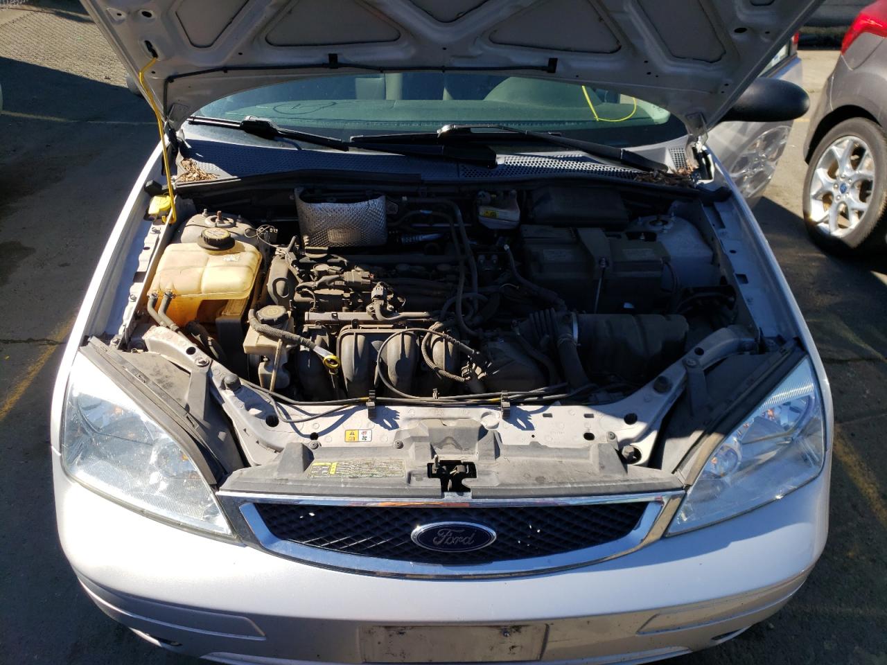 Photo 7 from auction – 2007 FORD FOCUS ZX4 with VIN 1FAFP34N67W135266
