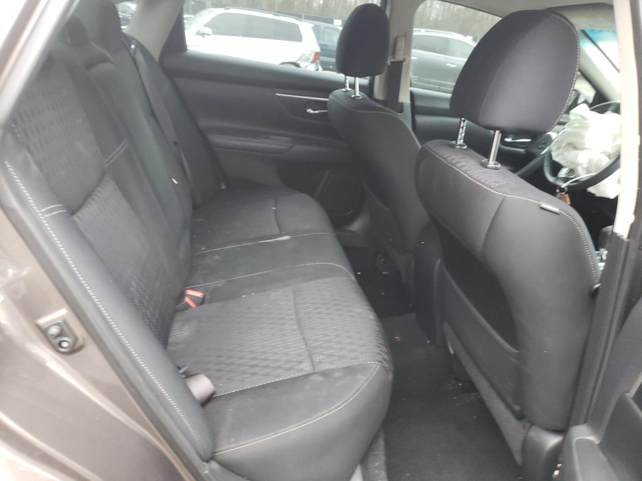 Photo 6 from auction – 2017 NISSAN ALTIMA 2.5 with VIN 1N4AL3AP6HC156813