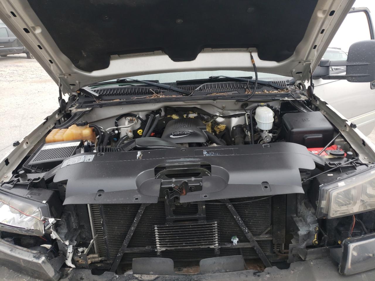 Photo 7 from auction – 2005 CHEVROLET SILVERADO with VIN 1GCHK23U85F879789