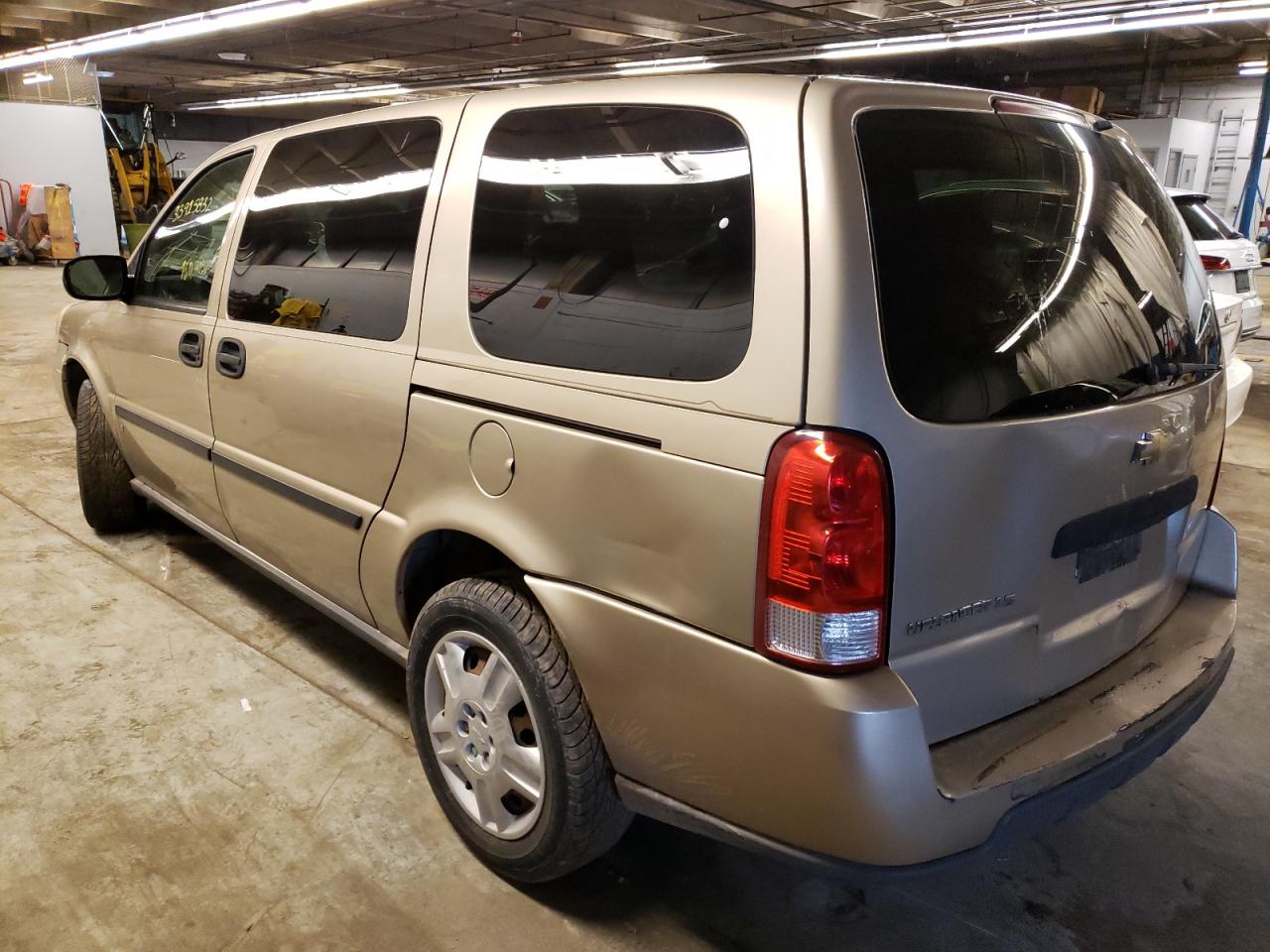 Photo 3 from auction – 2006 CHEVROLET UPLANDER L with VIN 1GNDV23L36D202876