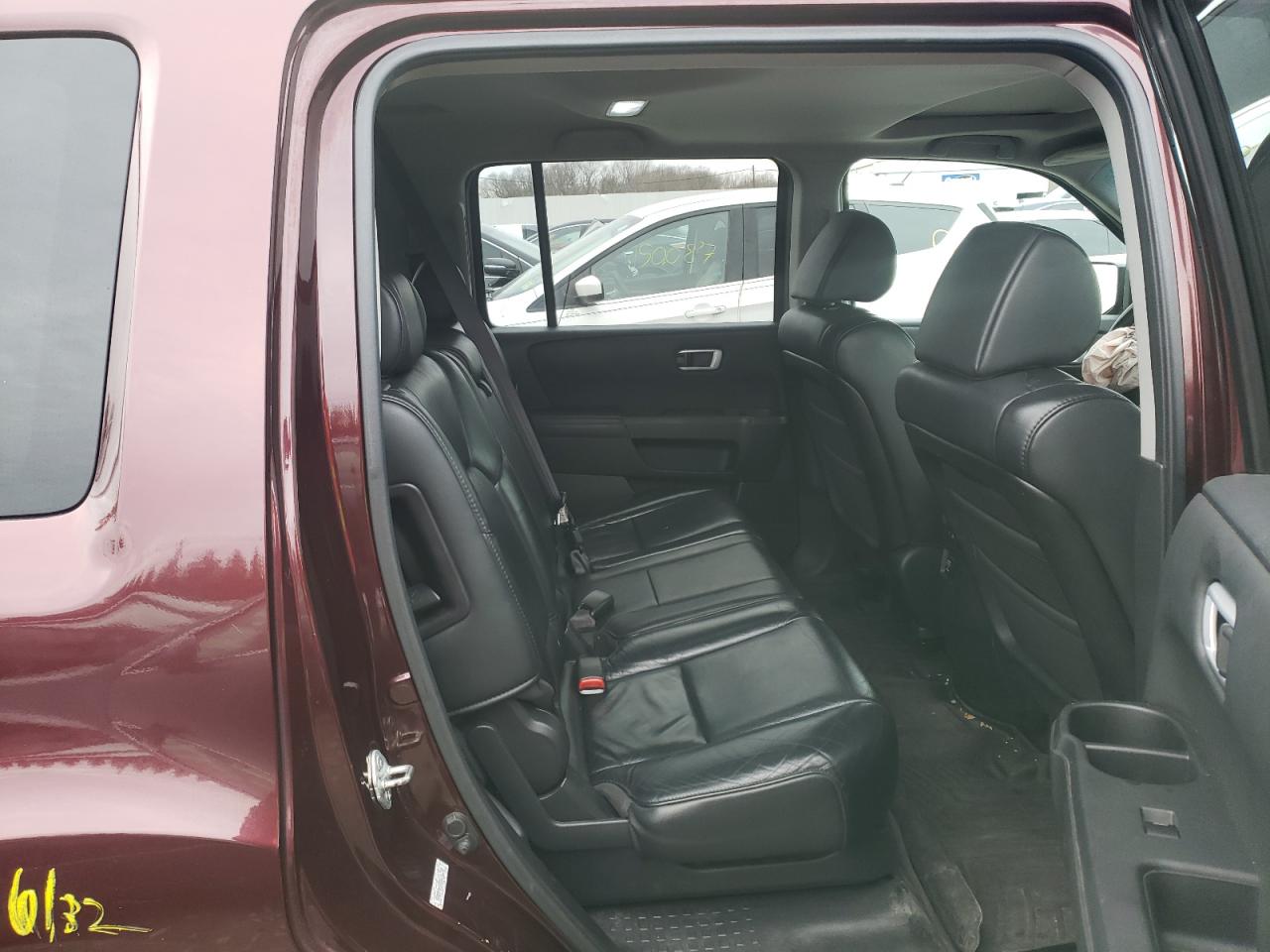 Photo 6 from auction – 2011 HONDA PILOT EXL with VIN 5FNYF4H59BB076250