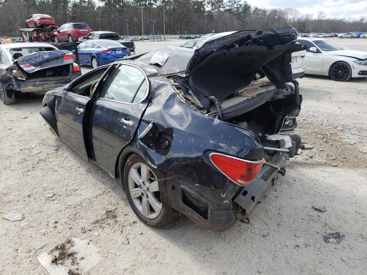 Photo 3 from auction – 2005 LEXUS ES 330 with VIN JTHBA30G955077320