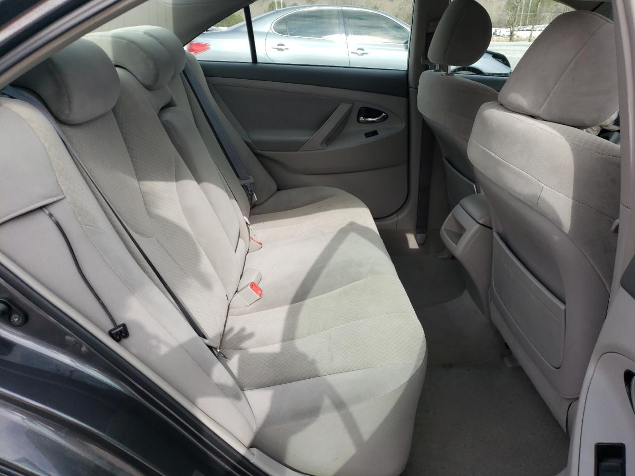 Photo 6 from auction – 2007 TOYOTA CAMRY CE with VIN 4T1BE46K67U580850