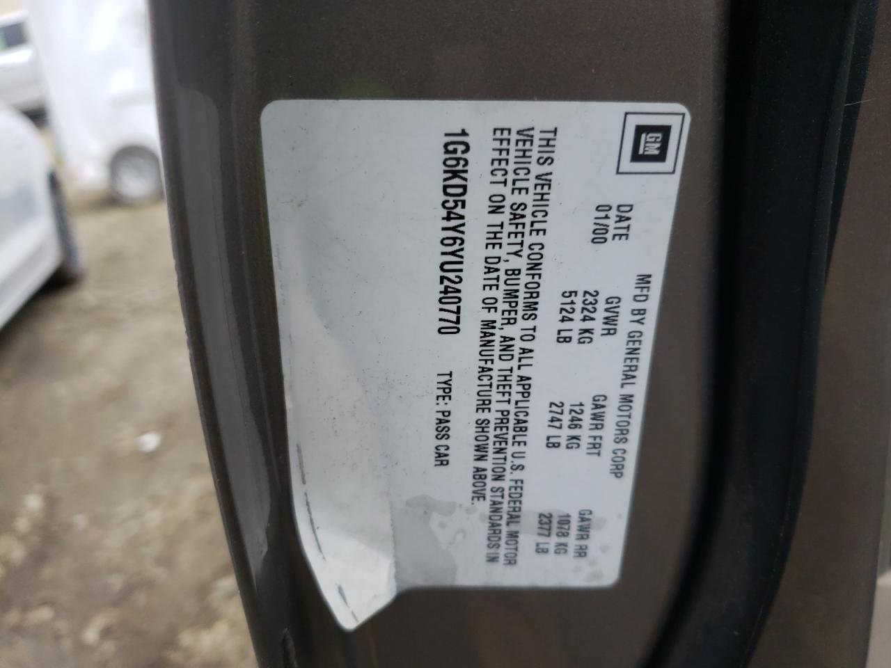 Photo 10 from auction – 2000 CADILLAC DEVILLE with VIN 1G6KD54Y6YU240770