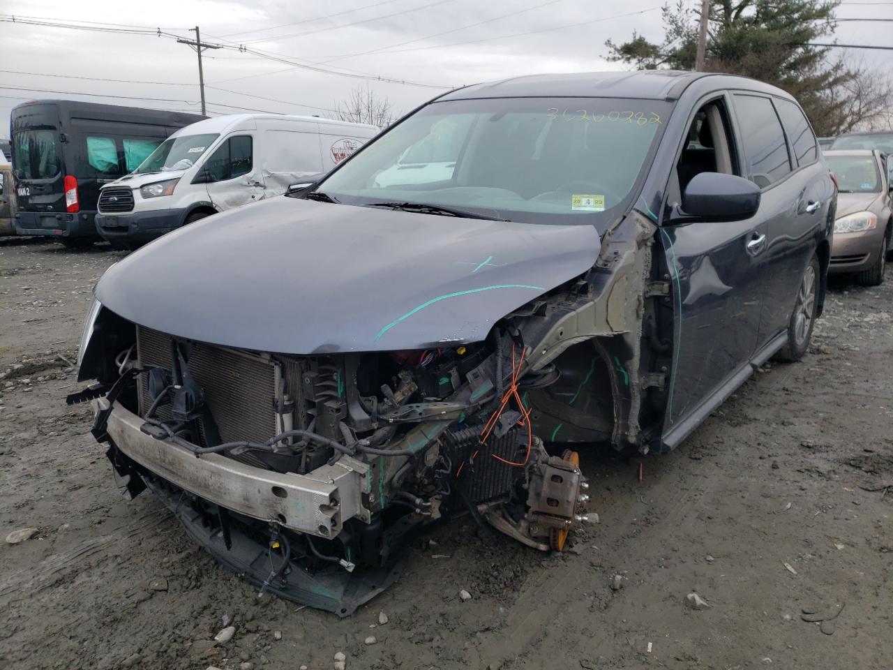 Photo 2 from auction – 2014 NISSAN PATHFINDER with VIN 5N1AR2MM3EC682165