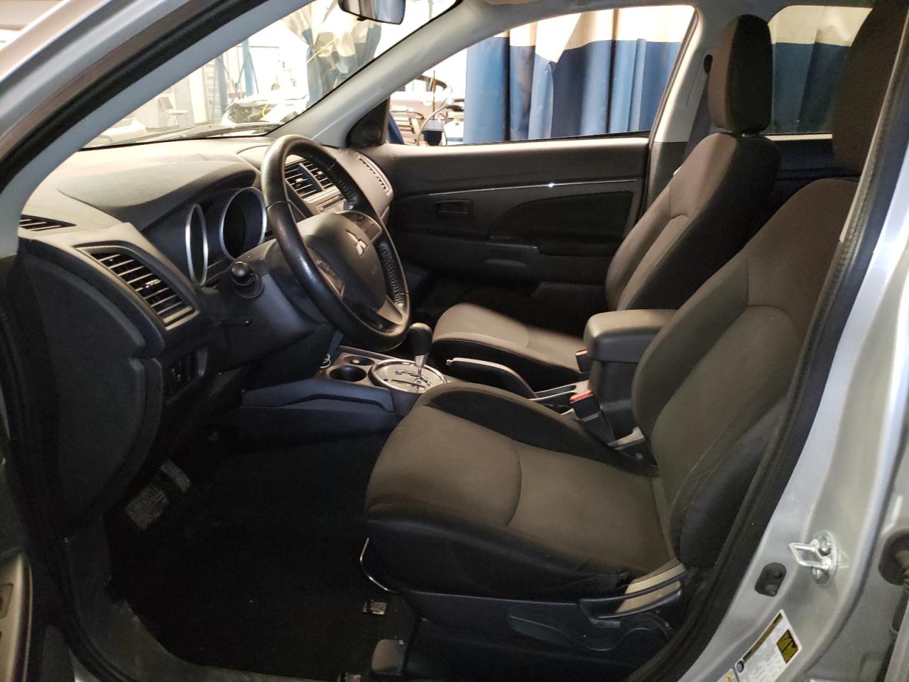 Photo 5 from auction – 2015 MITSUBISHI OUTLANDER with VIN 4A4AP3AU1FE018403