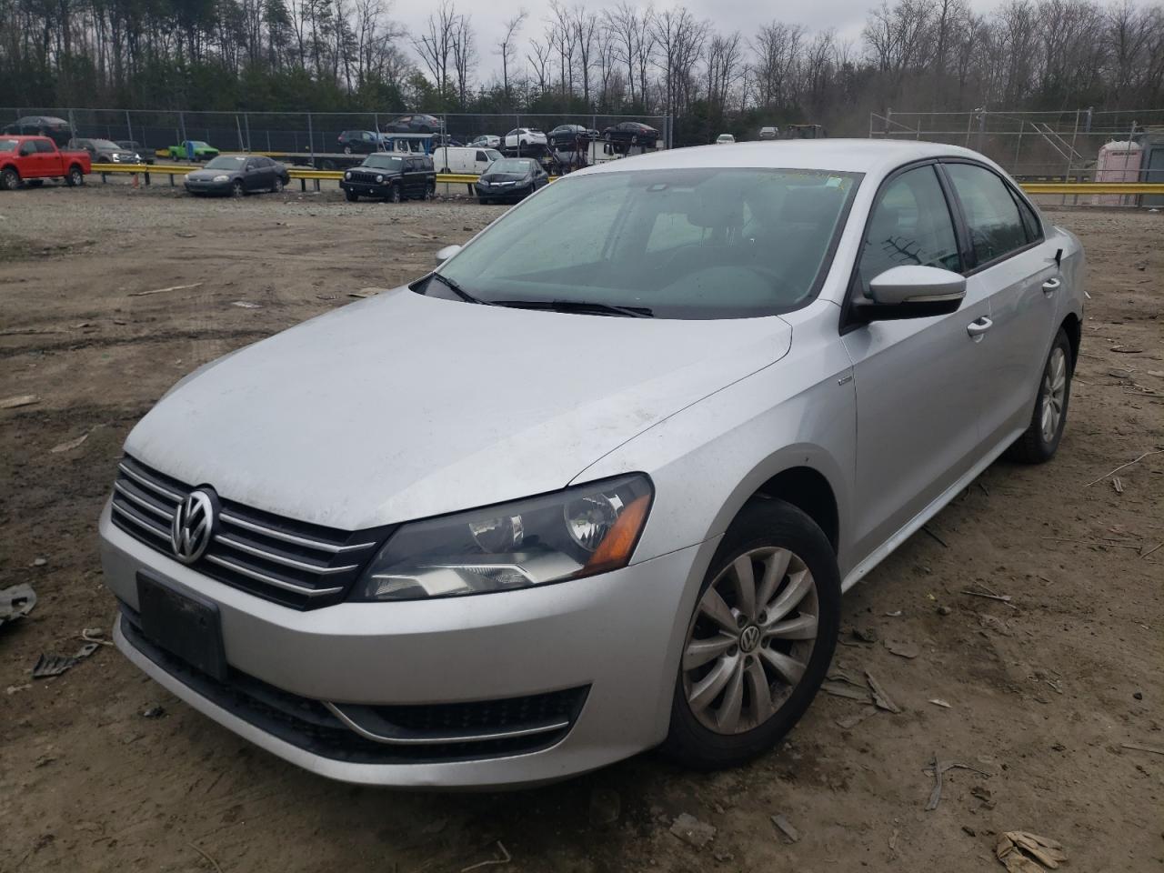 Photo 2 from auction – 2015 VOLKSWAGEN PASSAT S with VIN 1VWAT7A39FC075748