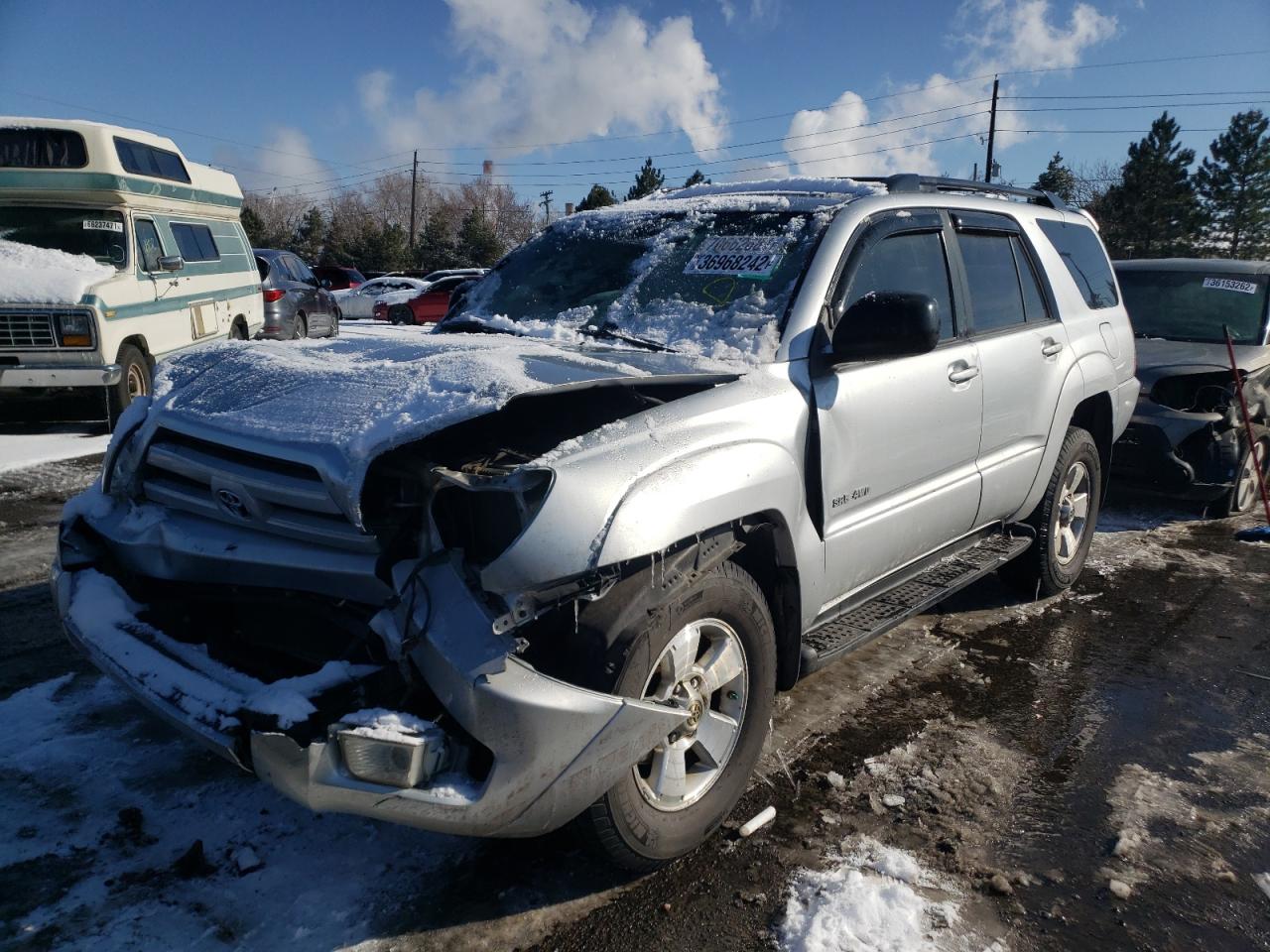 Photo 2 from auction – 2004 TOYOTA 4RUNNER SR with VIN JTEBU14RX40039434