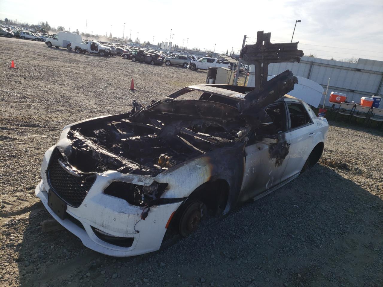 Photo 2 from auction – 2019 CHRYSLER 300 S with VIN 2C3CCABT3KH560194