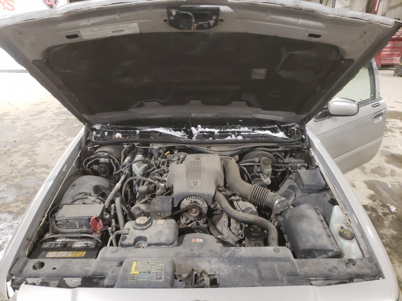 Photo 7 from auction – 2003 MERCURY GRAND MARQ with VIN 2MEHM75W53X683167