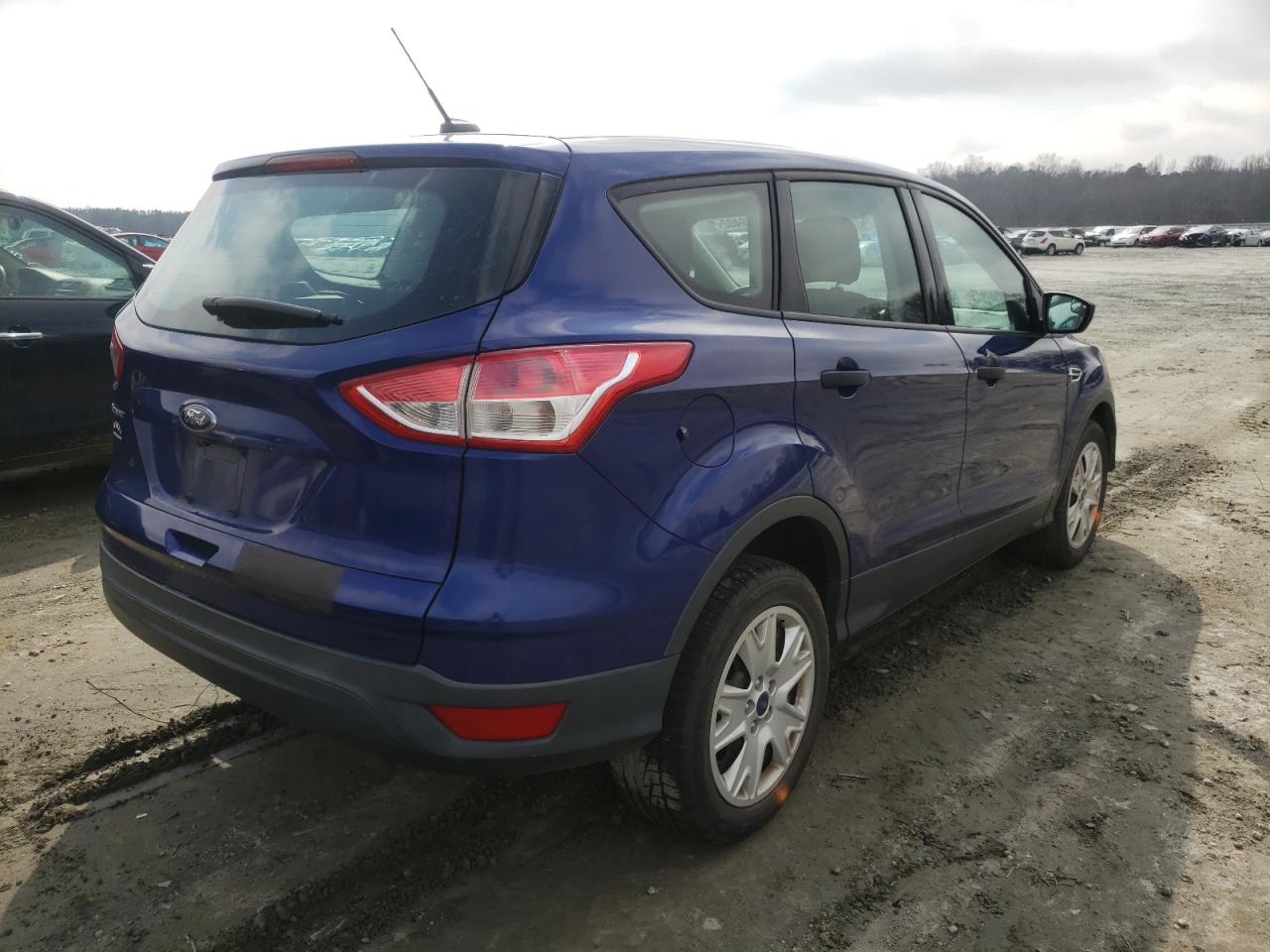 Photo 4 from auction – 2015 FORD ESCAPE S with VIN 1FMCU0F7XFUA99431