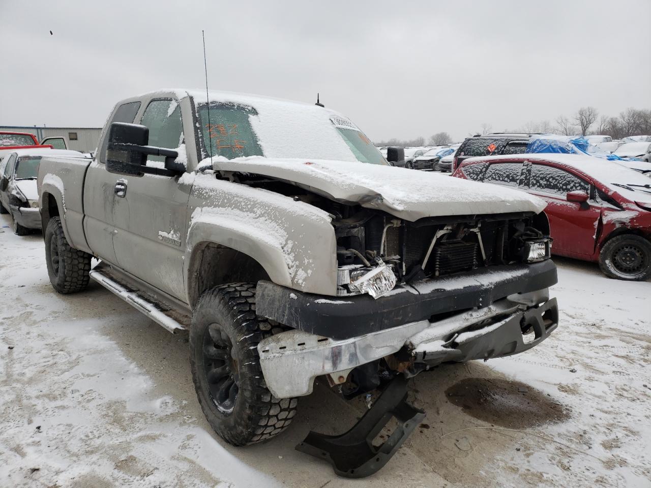 CHEVROLET SILVERADO 2003 with VIN 1GCHK29G13E257250 - Photo from auction