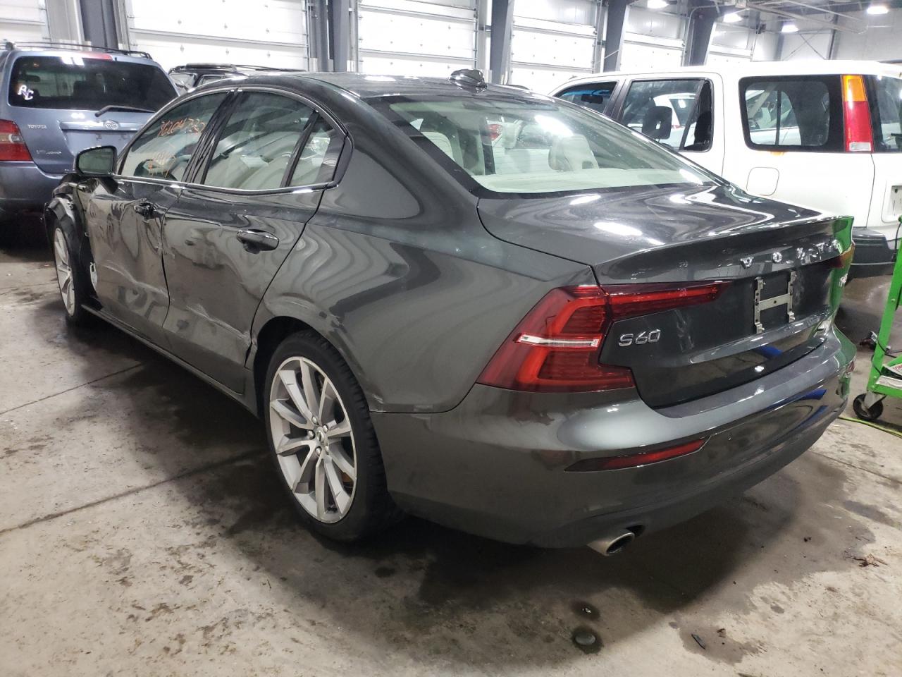 Photo 3 from auction – 2020 VOLVO S60 with VIN 7JRA22TK1LG057618