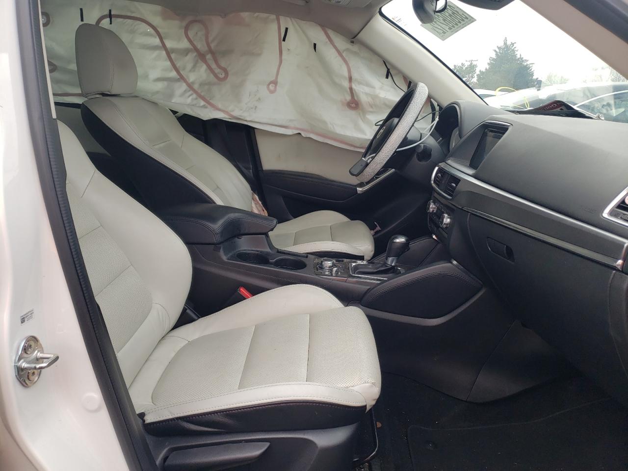 Photo 5 from auction – 2016 MAZDA CX-5 GT with VIN JM3KE4DY0G0746595
