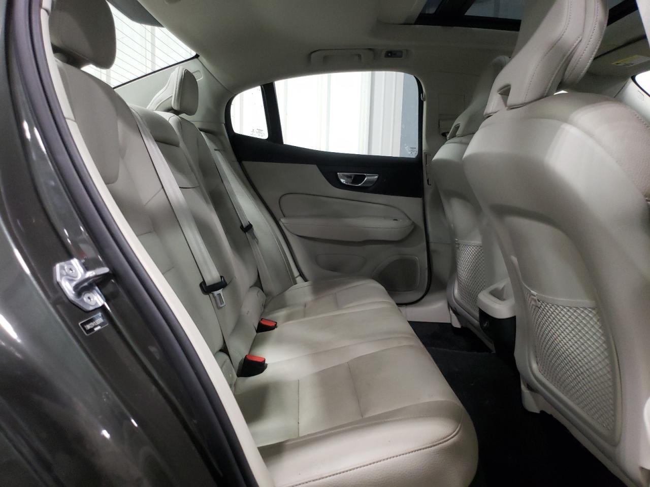 Photo 6 from auction – 2020 VOLVO S60 with VIN 7JRA22TK1LG057618