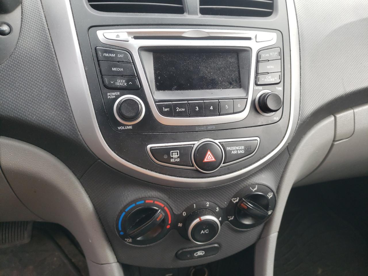 Photo 9 from auction – 2014 HYUNDAI ACCENT with VIN KMHCT4AE1EU672540