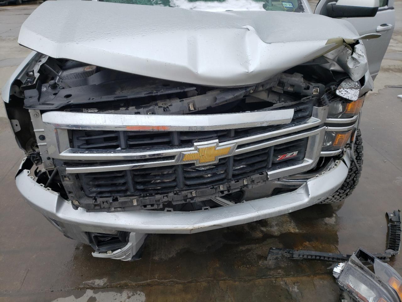 Photo 7 from auction – 2015 CHEVROLET SILVERADO with VIN 3GCUKREC7FG120739