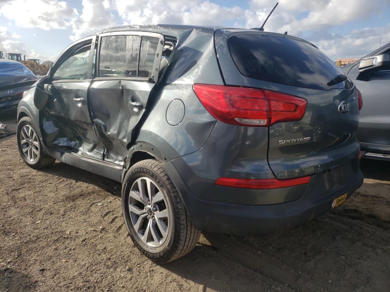 Photo 3 from auction – 2014 KIA SPORTAGE B with VIN KNDPB3AC2E7559826