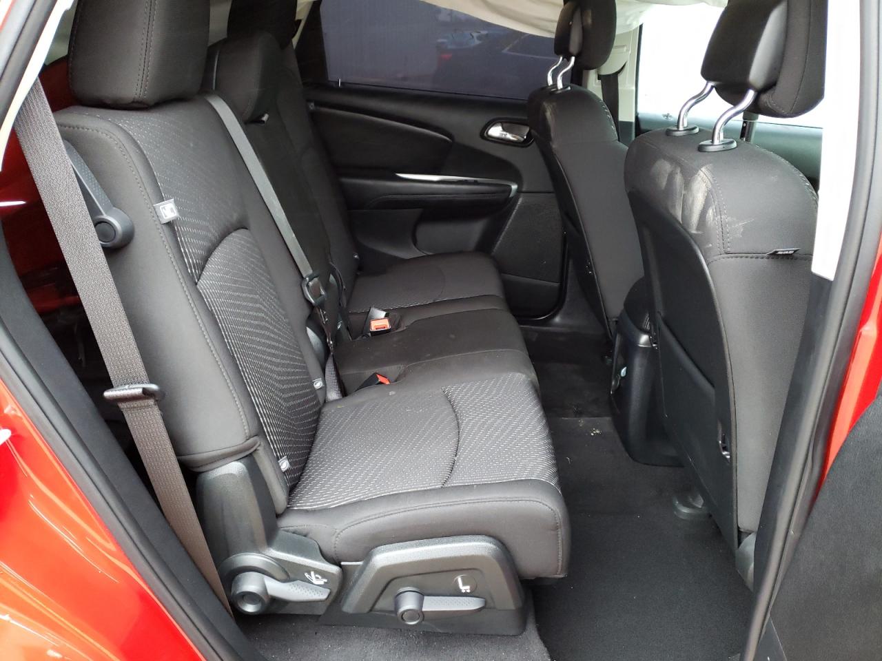 Photo 6 from auction – 2020 DODGE JOURNEY SE with VIN 3C4PDCAB2LT279379