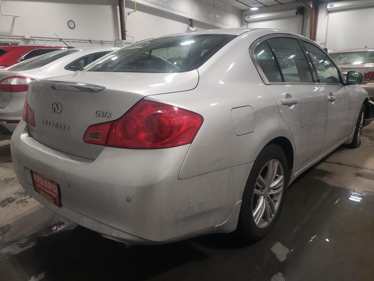 Photo 4 from auction – 2011 INFINITI G37 with VIN JN1CV6AR3BM357038