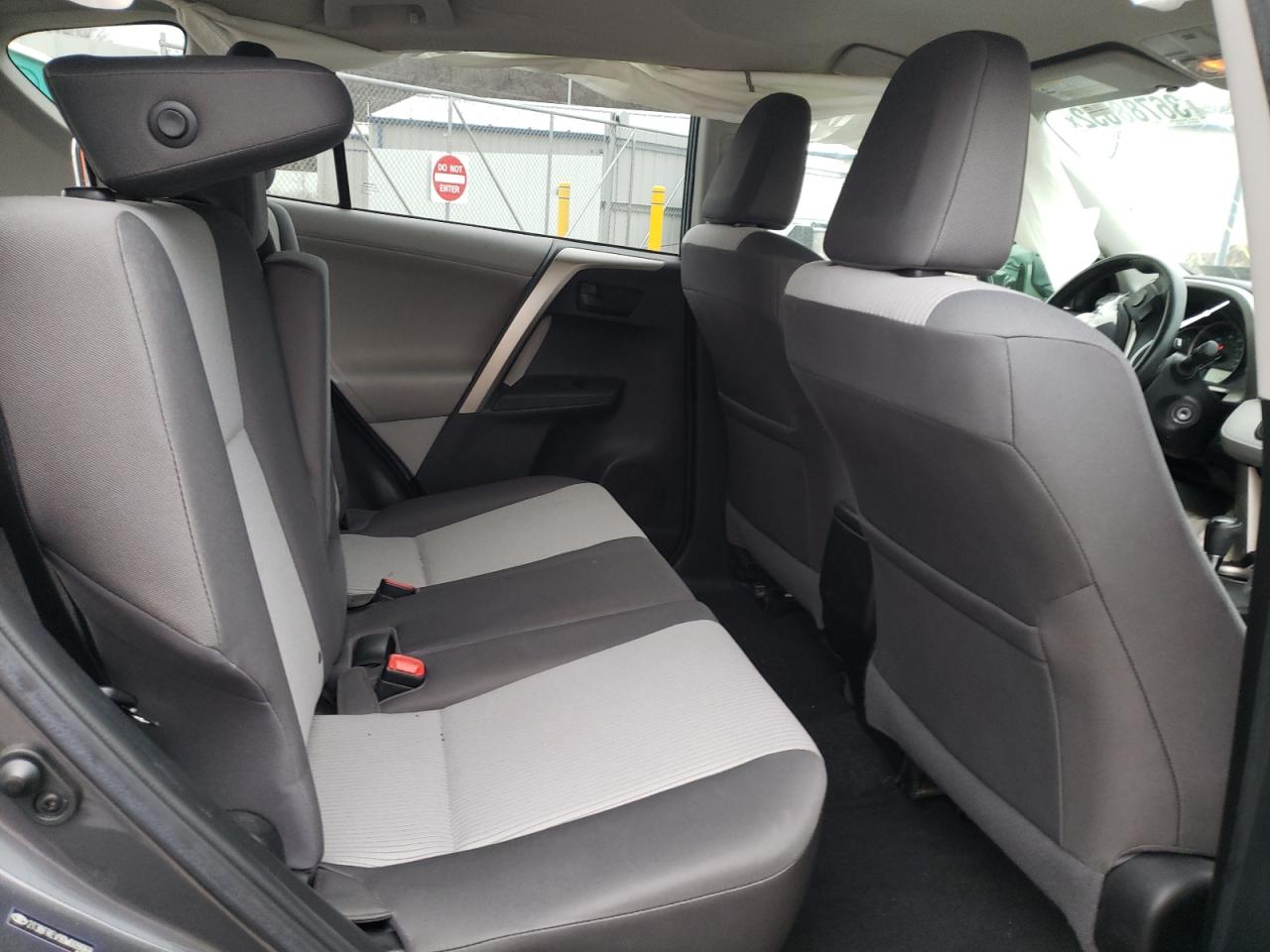 Photo 6 from auction – 2013 TOYOTA RAV4 LE with VIN 2T3BFREV9DW009068