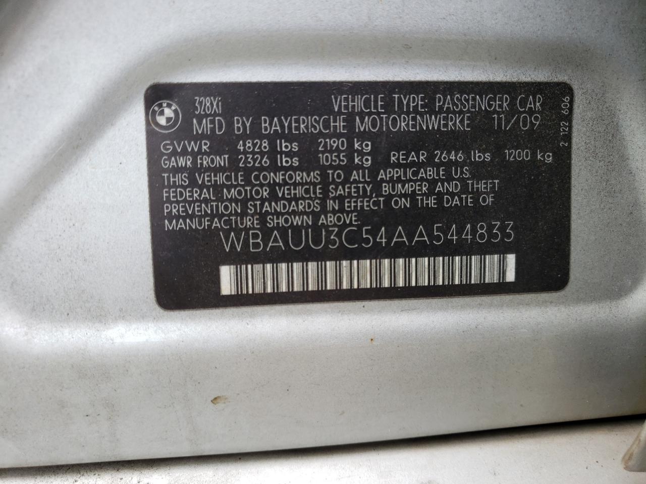 Photo 10 from auction – 2010 BMW 328 XI with VIN WBAUU3C54AA544833