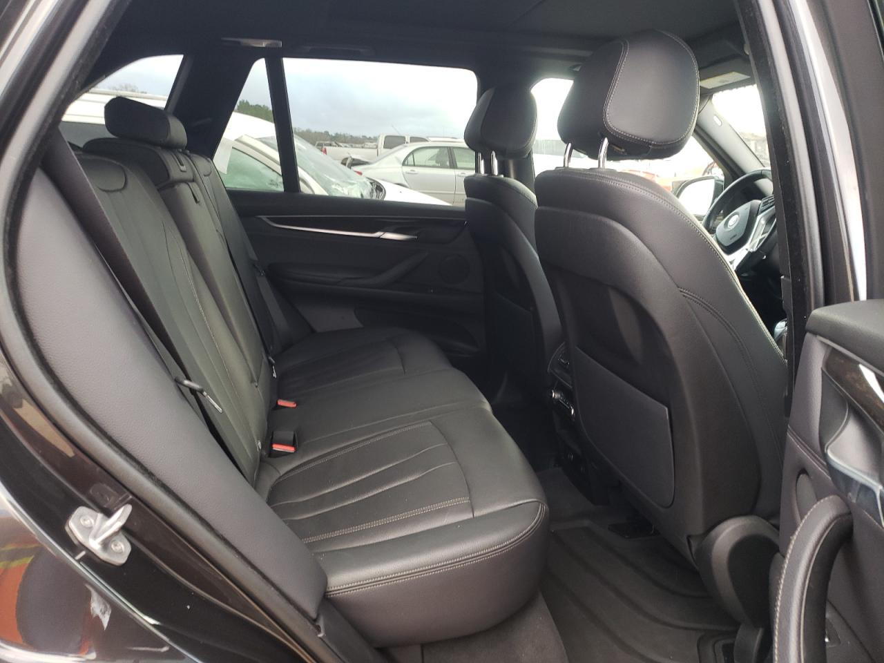 Photo 6 from auction – 2018 BMW X5 XDRIVE3 with VIN 5UXKR0C53J0X98029