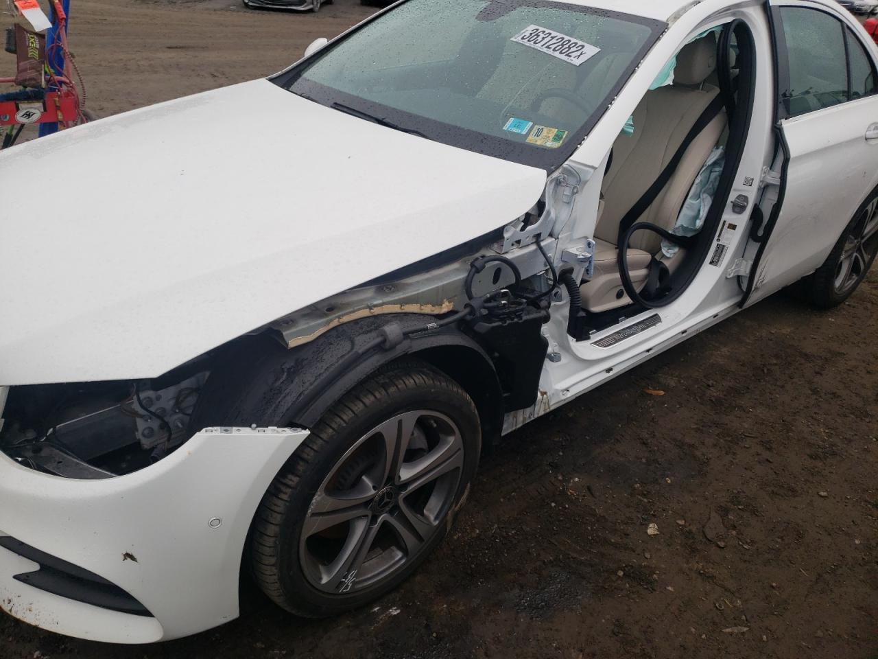 Photo 9 from auction – 2018 MERCEDES-BENZ E 300 with VIN WDDZF4JB1JA342068