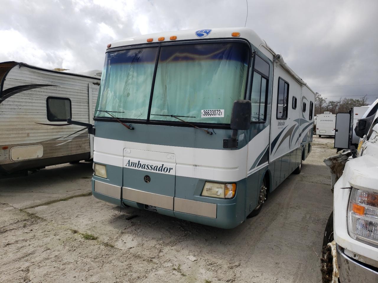 Photo 2 from auction – 2000 ROADMASTER RAIL EXECUTIVE with VIN 1RF120415Y1009972