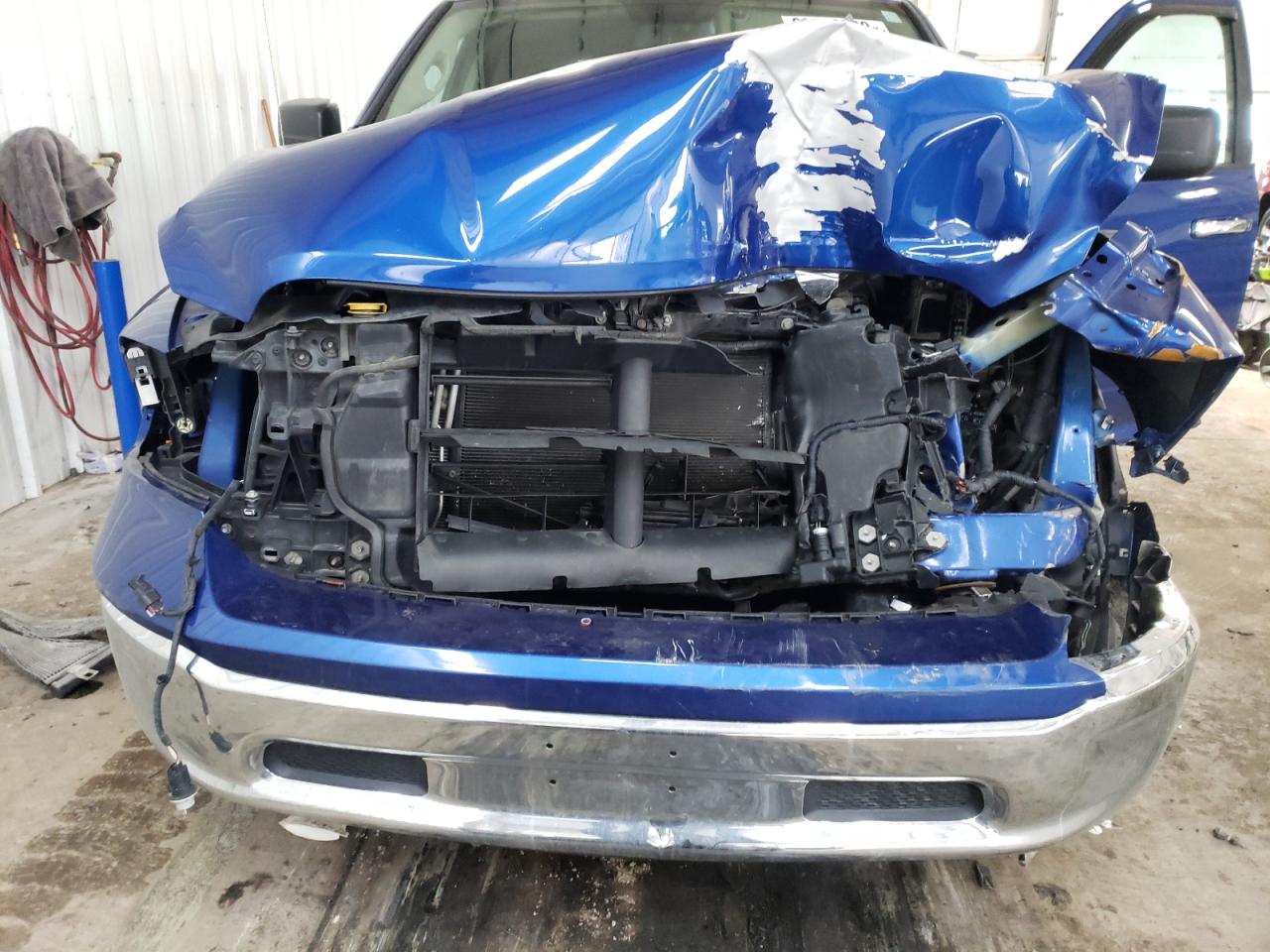 Photo 7 from auction – 2016 RAM 1500 SLT with VIN 1C6RR7GG1GS144302