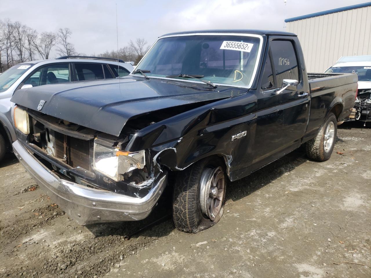 Photo 2 from auction – 1987 FORD F150 with VIN 1FTCF15N4HNA14942