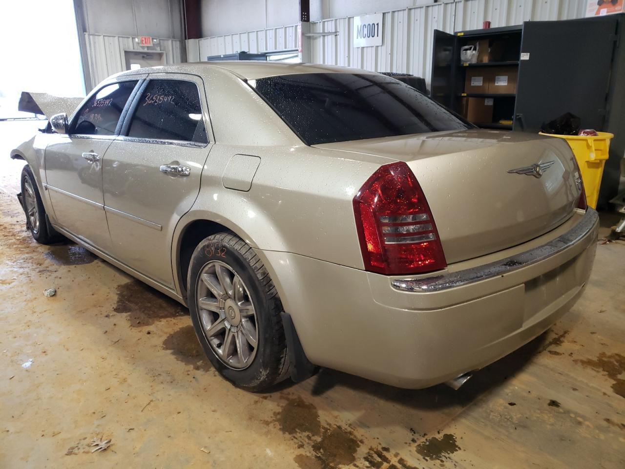 Photo 3 from auction – 2006 CHRYSLER 300C with VIN 2C3KA63H16H409434