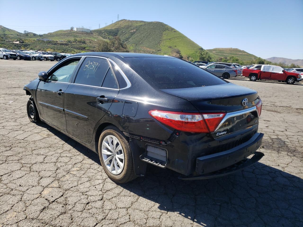 Photo 3 from auction – 2016 TOYOTA CAMRY LE with VIN 4T4BF1FK5GR562650