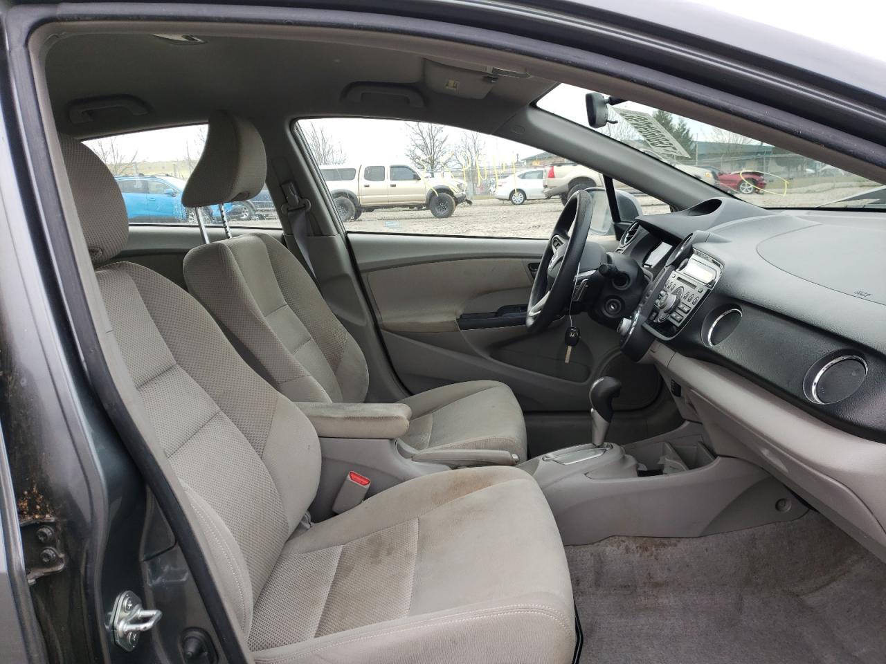 Photo 5 from auction – 2011 HONDA INSIGHT EX with VIN JHMZE2H75BS011796