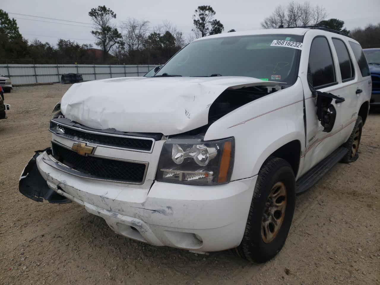 Photo 2 from auction – 2010 CHEVROLET TAHOE with VIN 1GNUKAE04AR254664