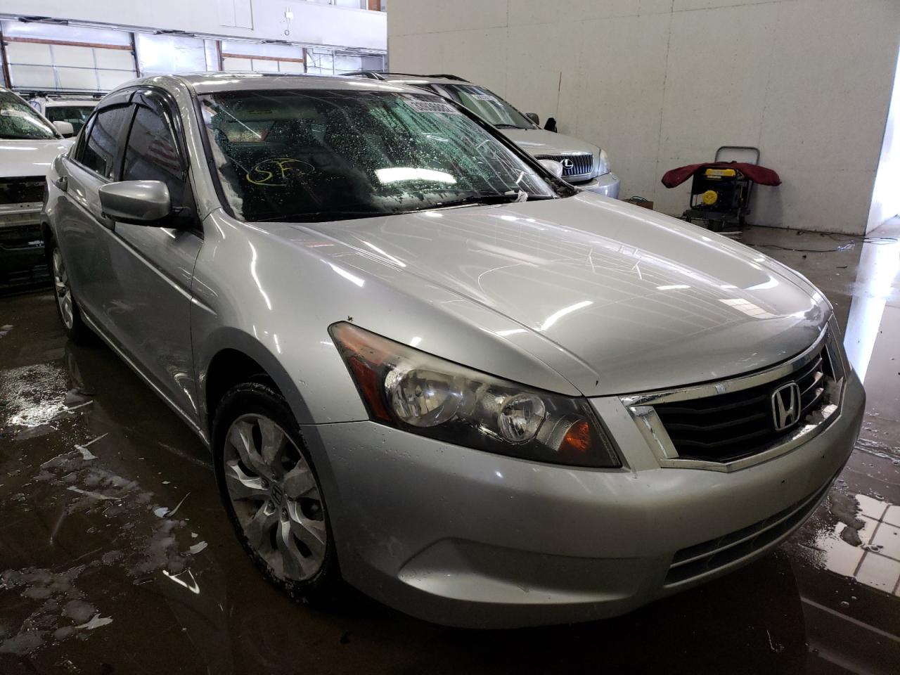 HONDA ACCORD EX 2008 with VIN JHMCP26758C005017 - Photo from auction