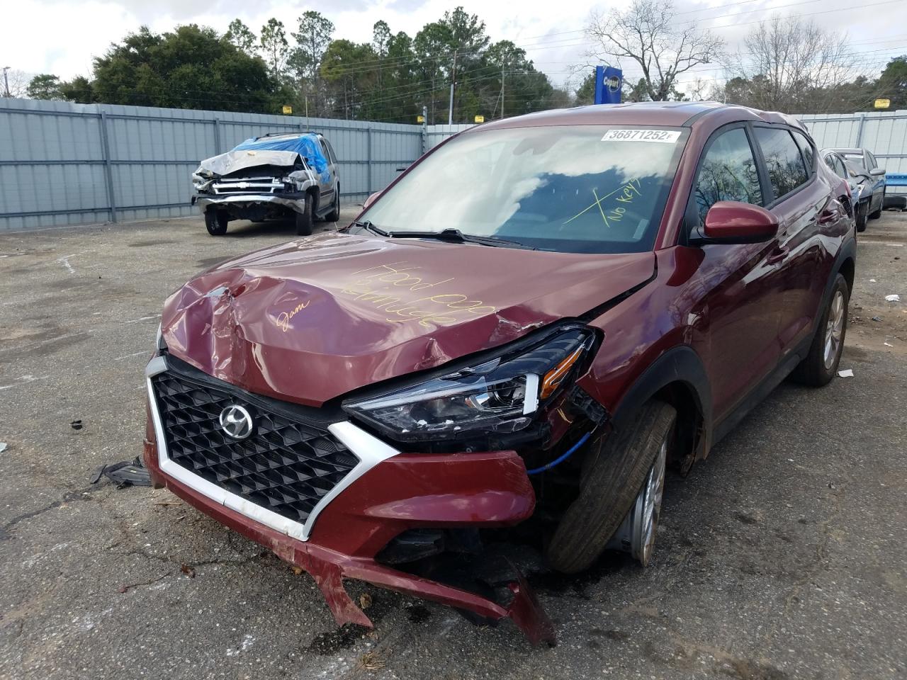 Photo 2 from auction – 2019 HYUNDAI TUCSON SE with VIN KM8J2CA42KU893751