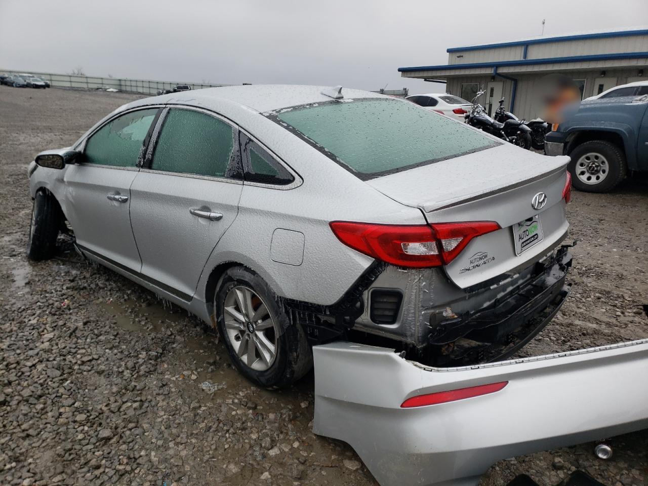Photo 3 from auction – 2016 HYUNDAI SONATA SE with VIN 5NPE24AF7GH416392