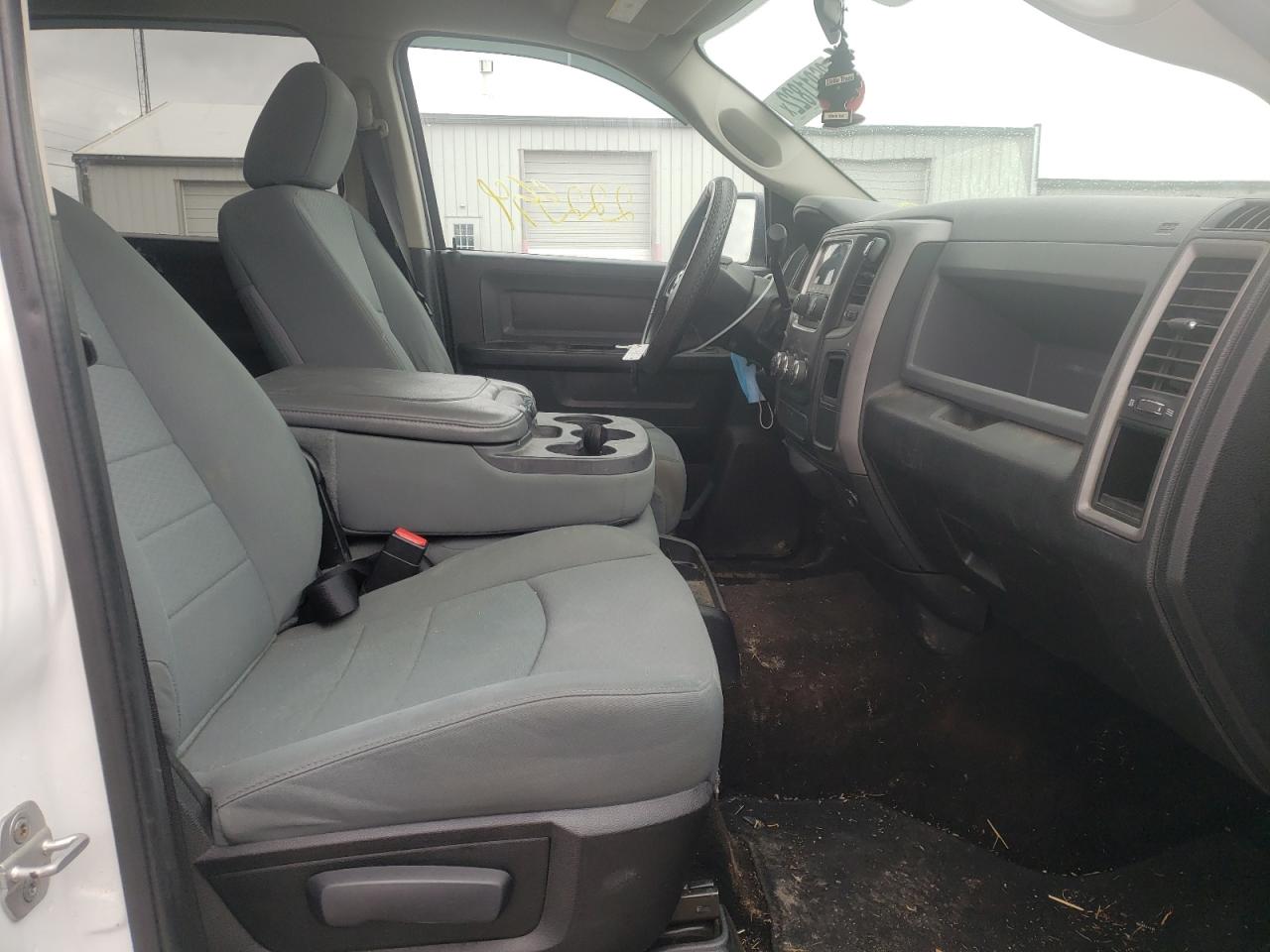 Фото 5 с аукциона – 2013 RAM 1500 ST с VIN 1C6RR7KT6DS587691