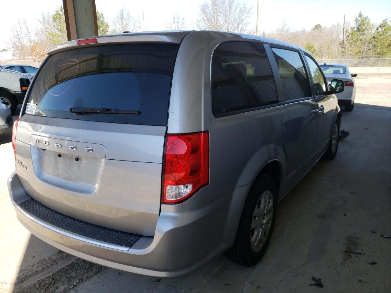 Photo 4 from auction – 2018 DODGE GRAND CARA with VIN 2C4RDGBG2JR138869