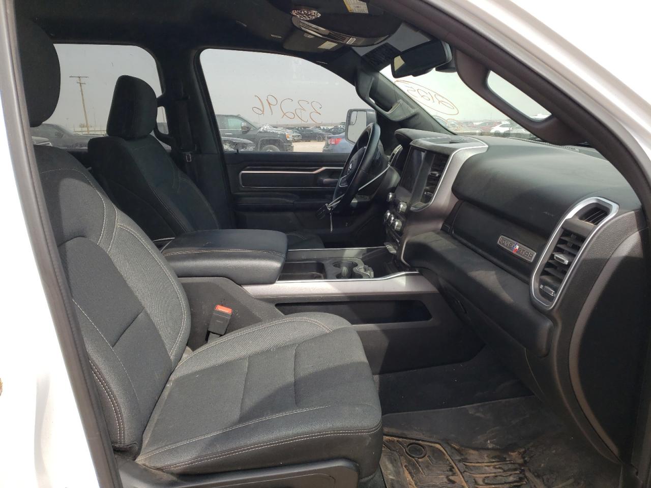 Photo 5 from auction – 2019 RAM 1500 BIG H with VIN 1C6SRFFT7KN657944